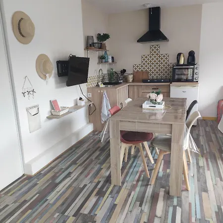 L'ambréenne Bed & Breakfast 3*