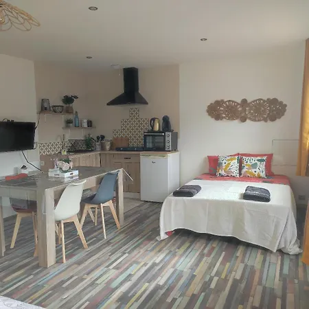 L'ambréenne Bed & Breakfast 3*